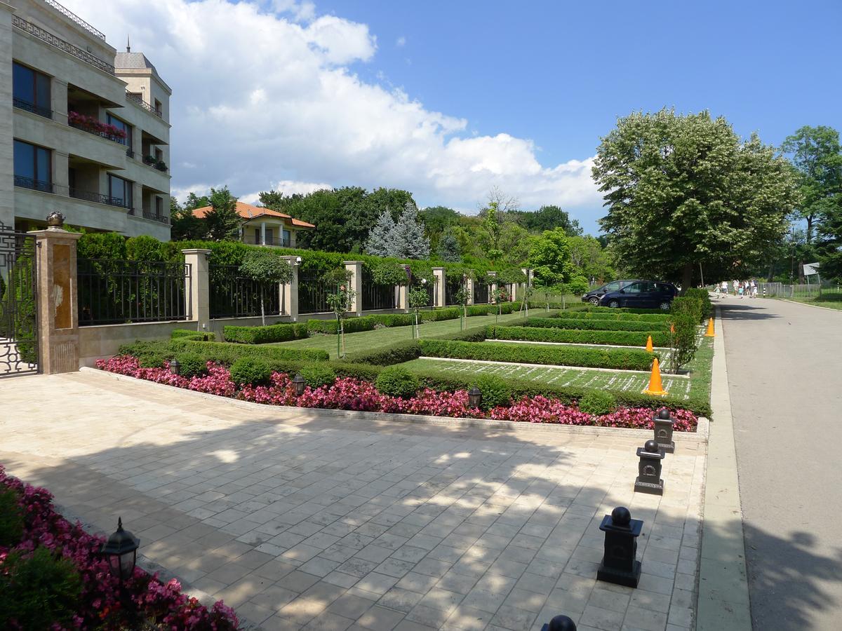 Sea Garden Lux Apartment Varna Ngoại thất bức ảnh
